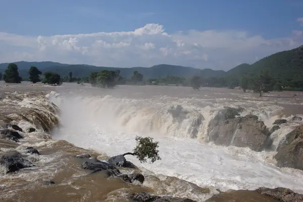 Hogenakal Falls