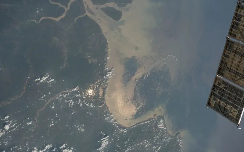 ISS041-E-81018 - View of India