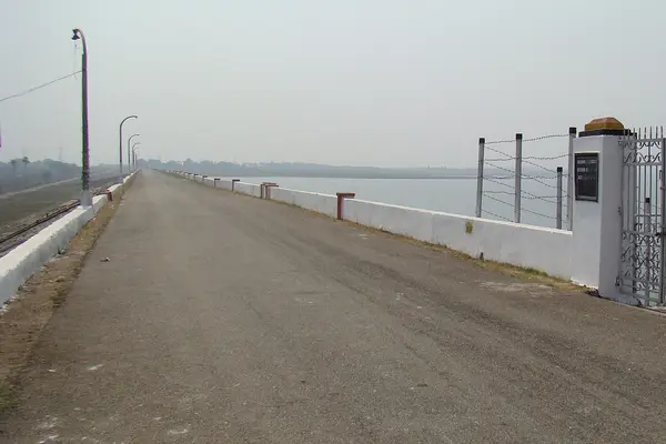 Hirakud Dyke