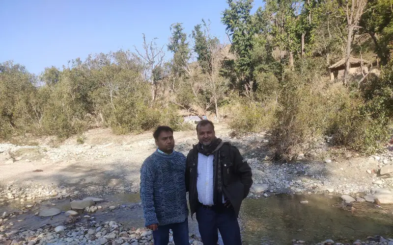 Indian scientist Mohd. Umar Saif (Left) with Hindi Urdu wikipedian Mohd. Umar kairanvi